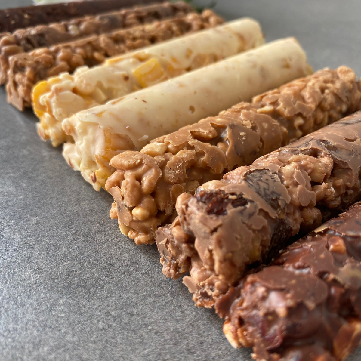 Banana • Salted peanut • Rice Snaps • Caramel Belgian Chocolate